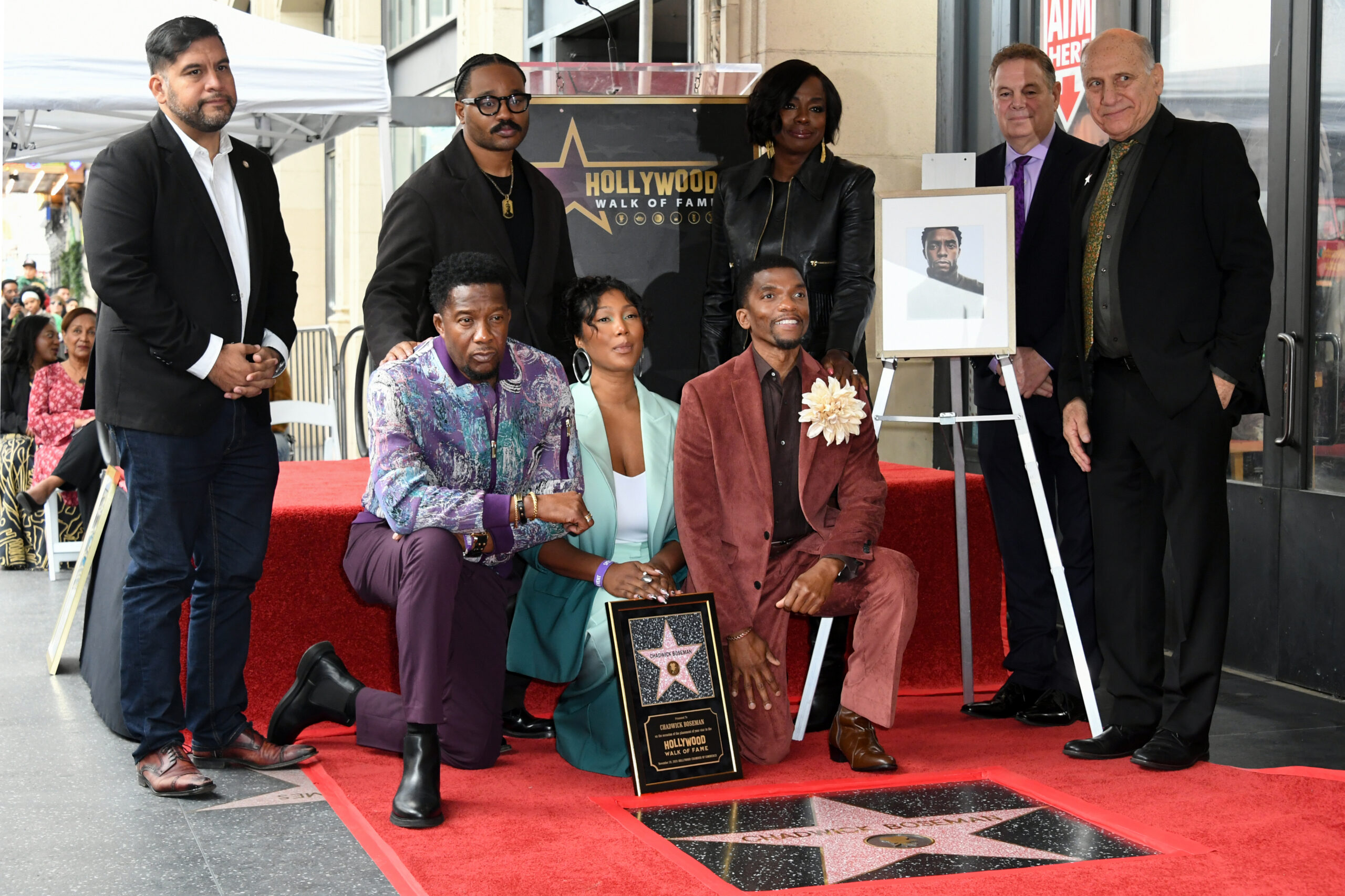 “Black Panther”-Star Chadwick Boseman posthum mit Stern auf “Walk of Fame” geehrt