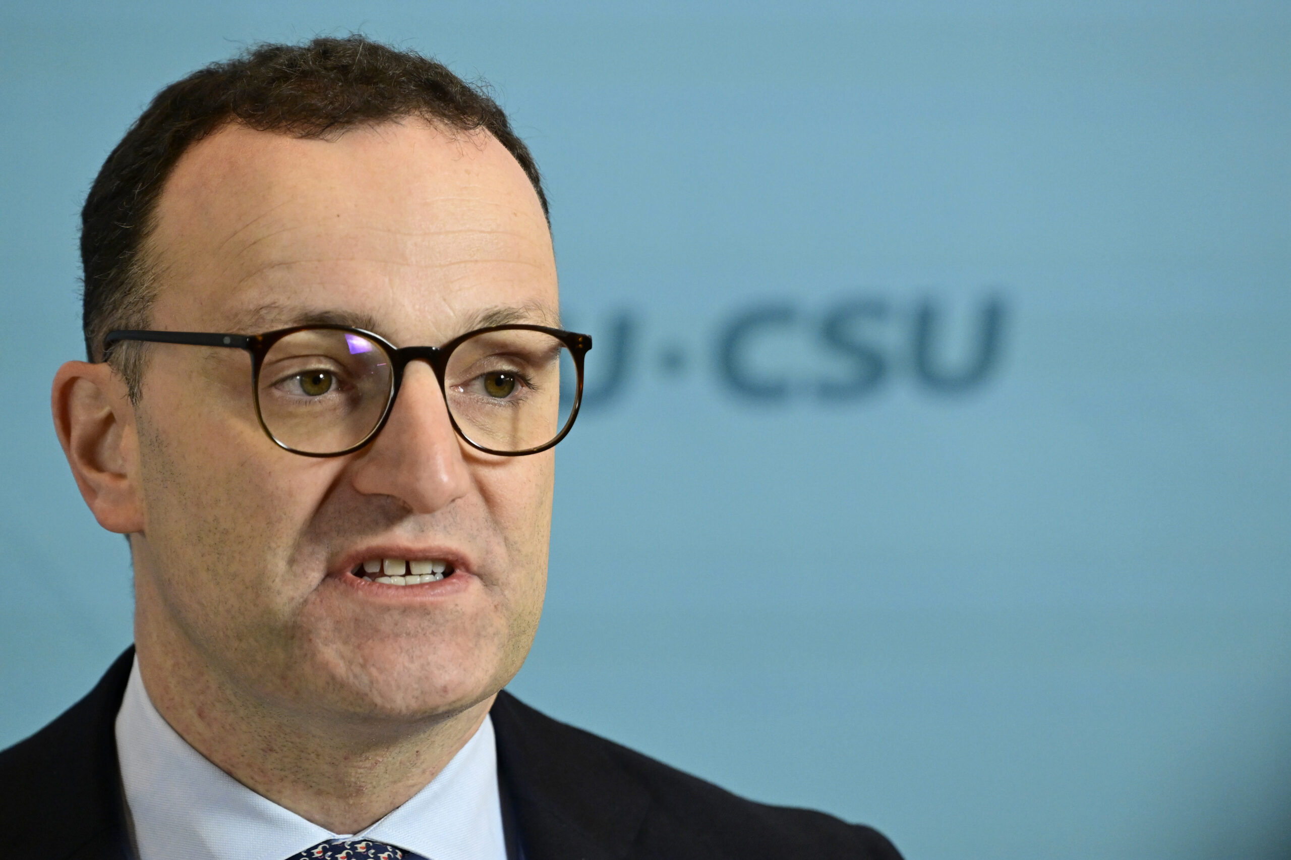 Spahn will Sozialversicherungen an Einnahmen und Lebensarbeitszeit koppeln