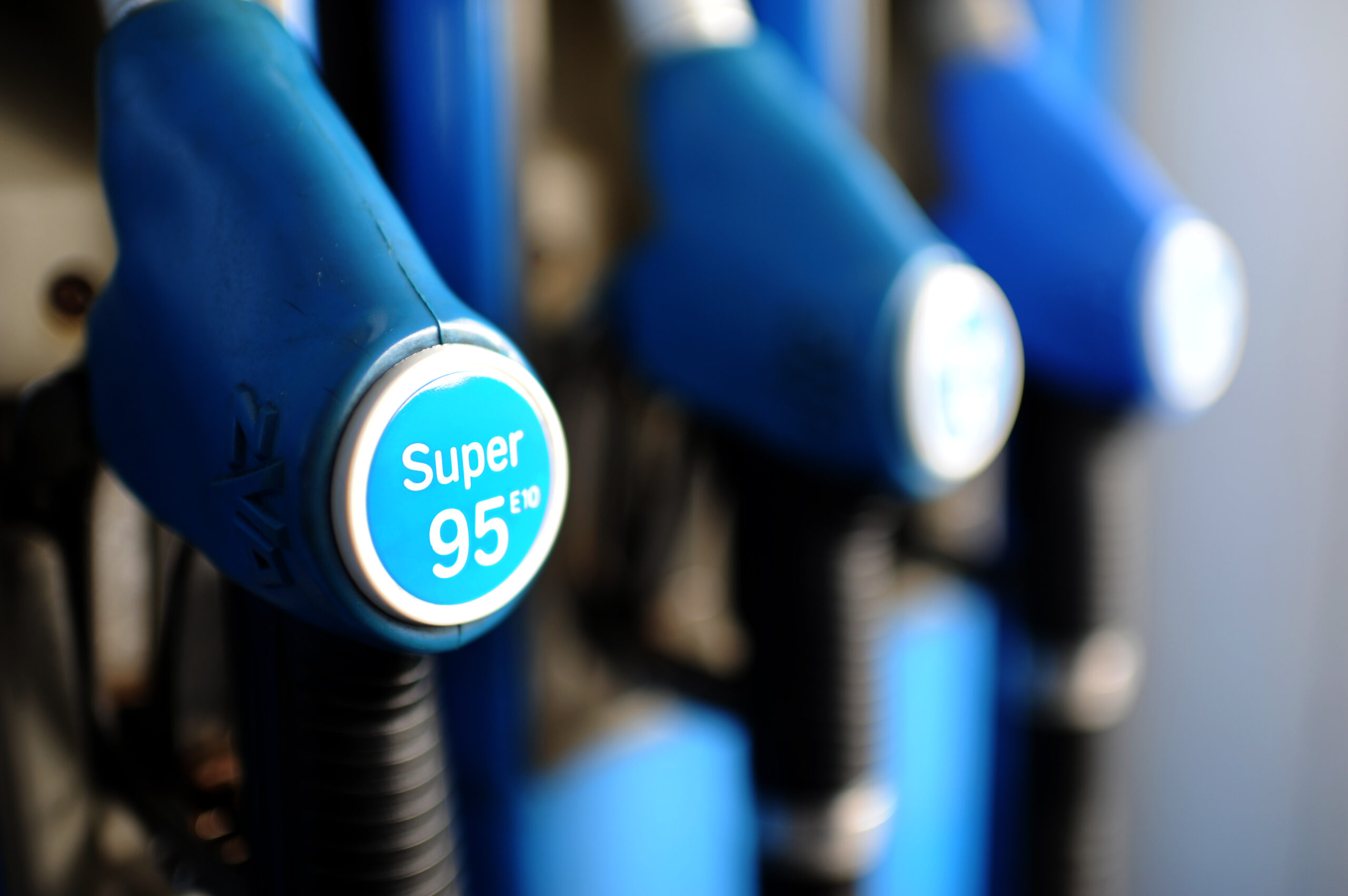 Ministerpräsidenten drängen auf schärfere Maßnahmen gegen hohe Spritpreise