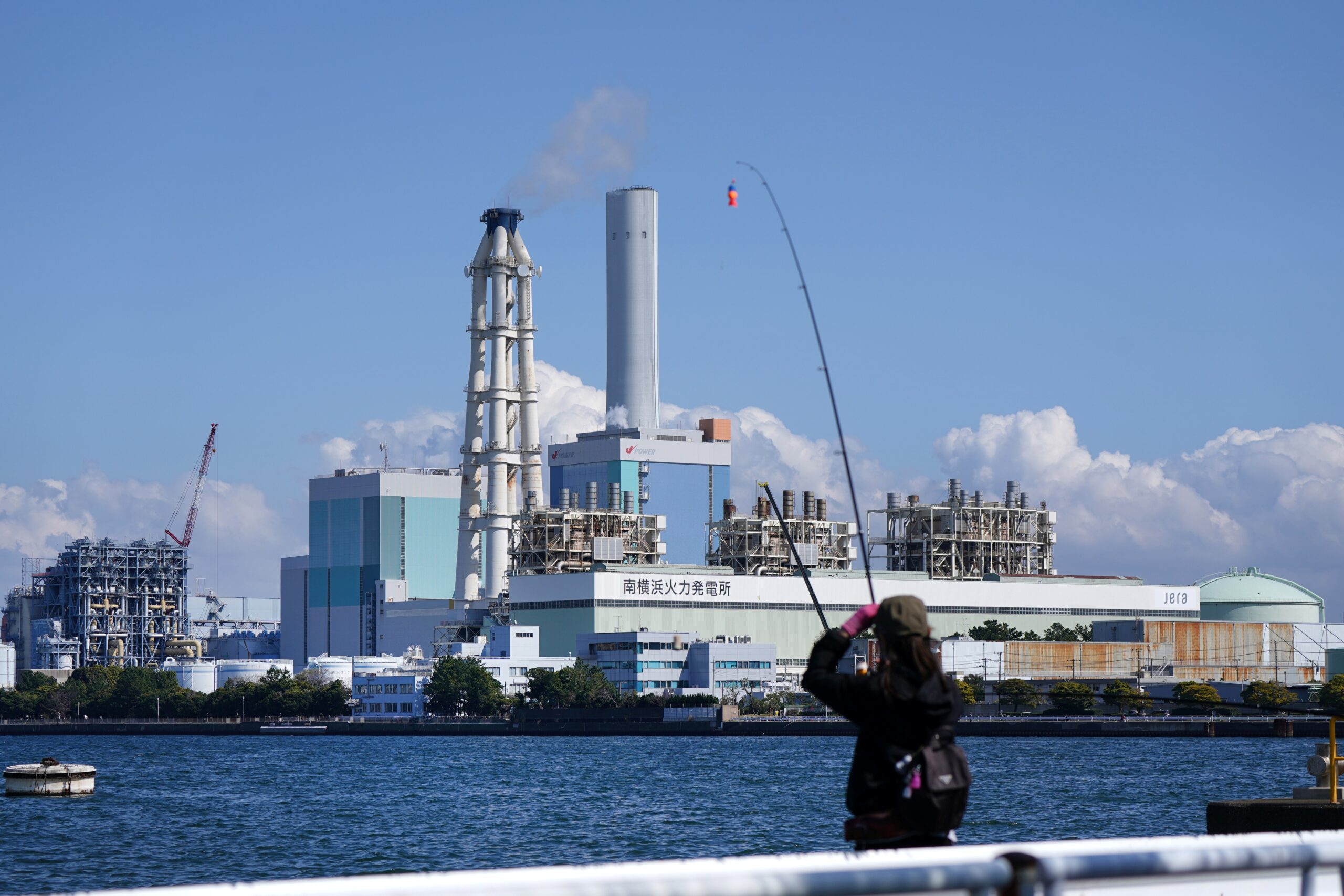 Indien kürzt Steuern auf Diesel und Benzin – Vietnam setzt Umweltsteuer aus