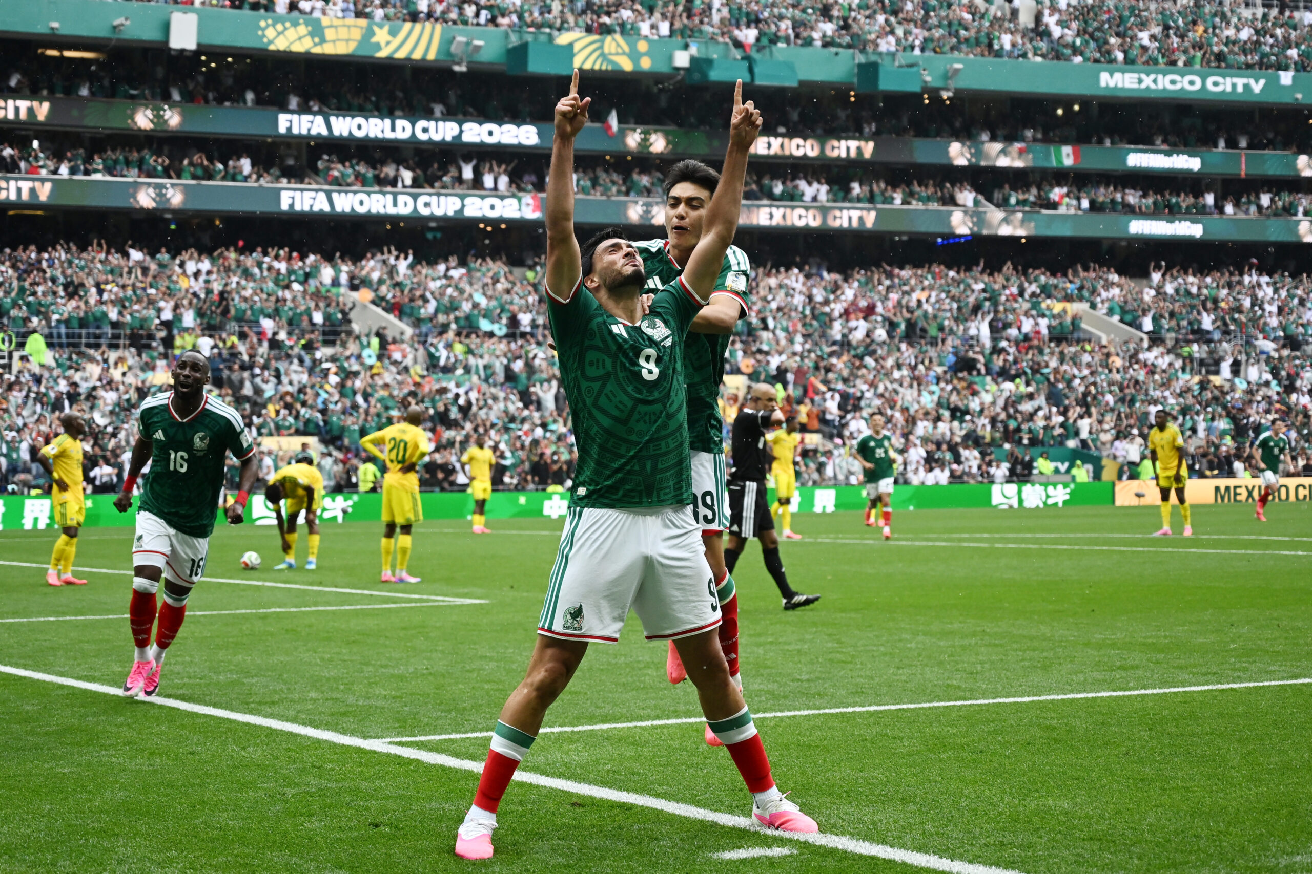 México abre sua terceira Copa do Mundo com sucesso, apesar de protestos