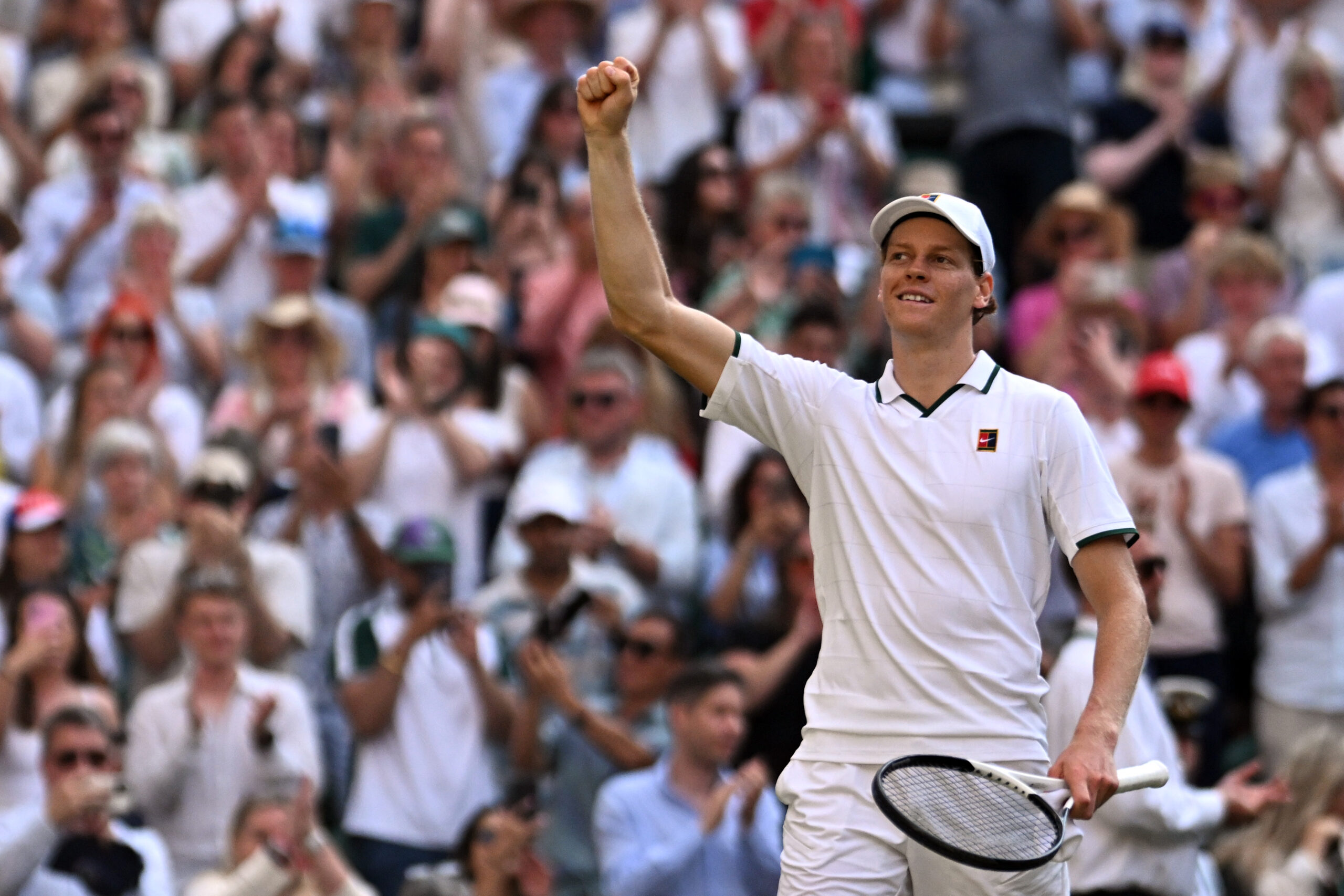 Wimbledon: Sinner corrige Djokovic et affrontera Zverev en finale