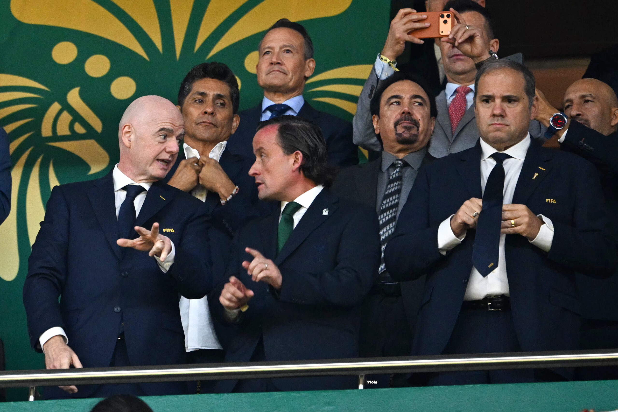 Fifa acusa Uefa de tramar “campanha de difamação”