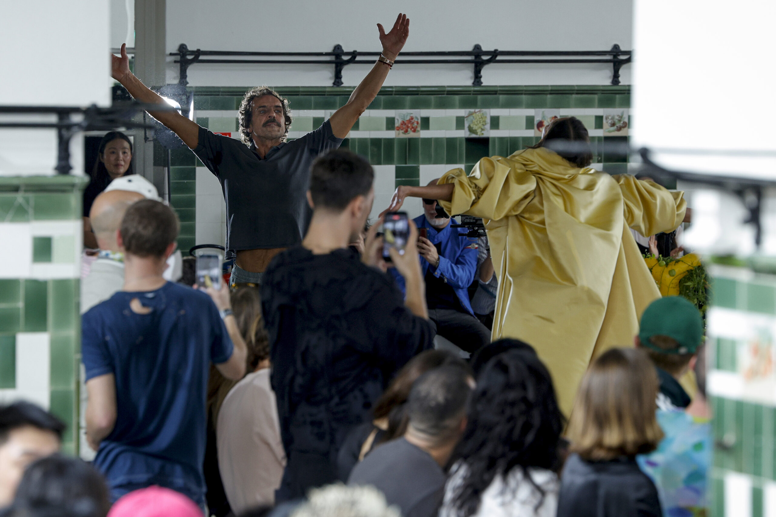 Fashion industry in ‘precarious moment’, says Vivienne Westwood supremo